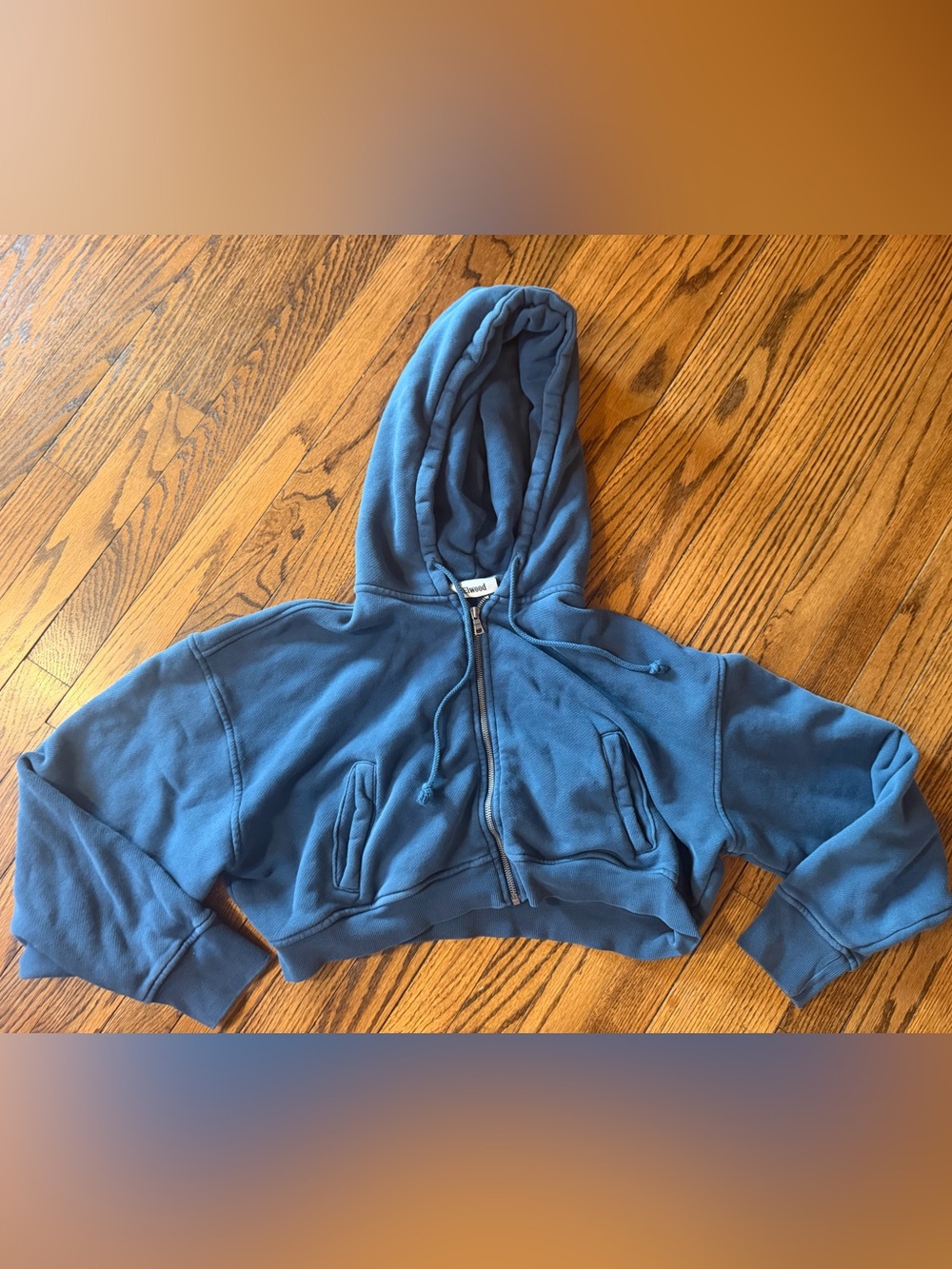 Elwood cropped zip up size large